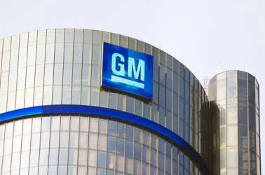 Valor de las Acciones de GM un 4% en Febrero de 2025