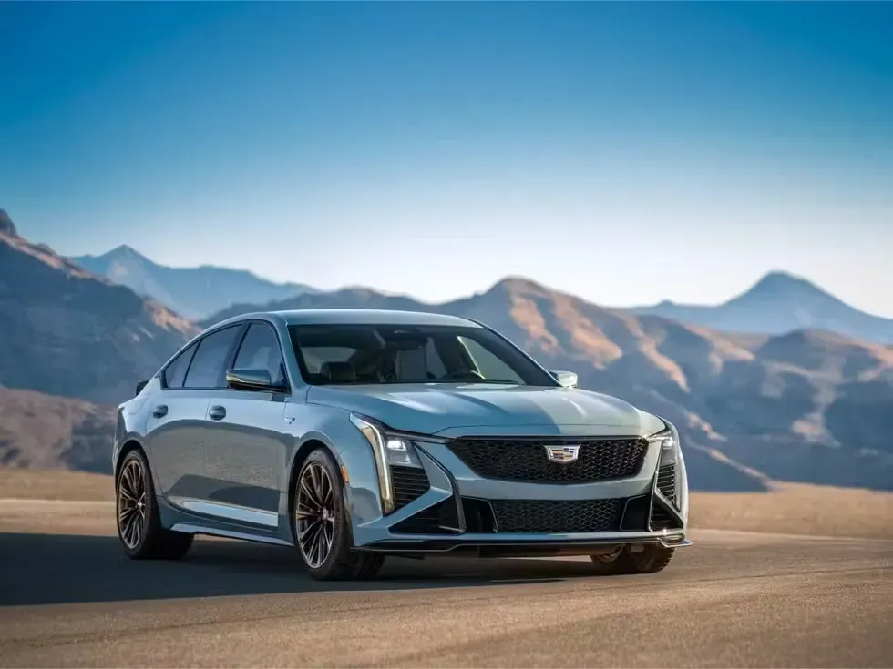 Cadillac CT5-V 2025