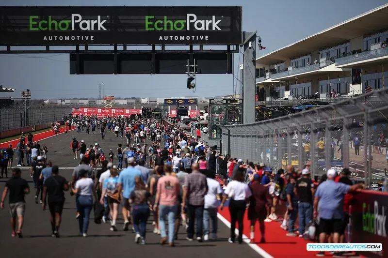 Vista general de la carrera de NASCAR en COTA.