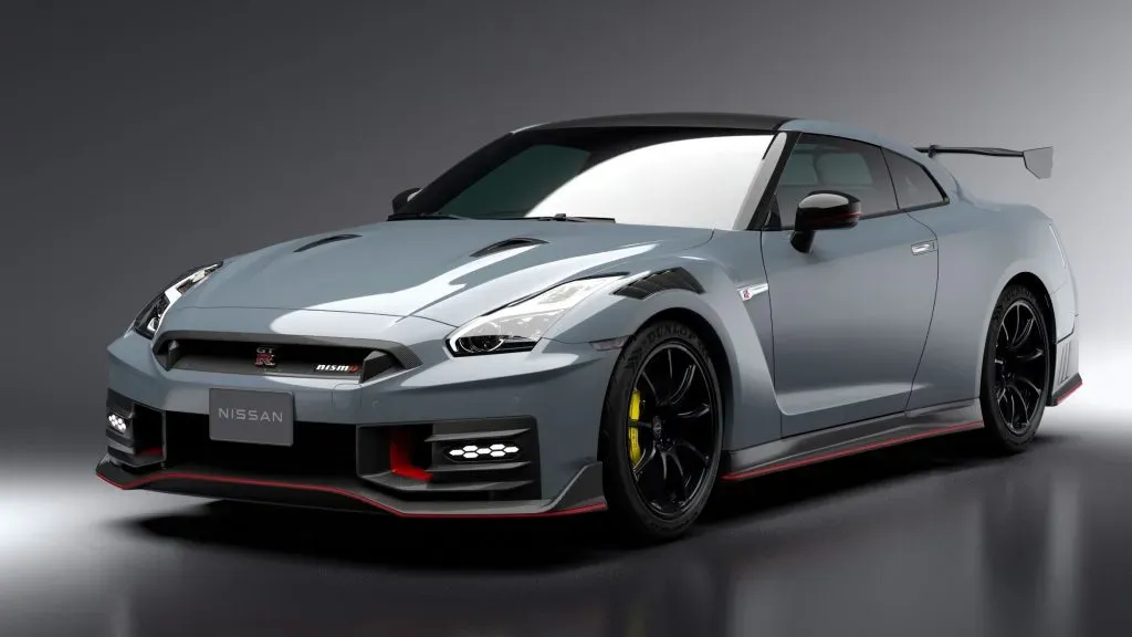 El Nissan GT-R se Despide