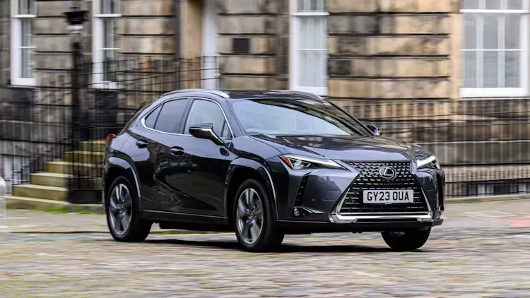 Lexus UX 300e 2025