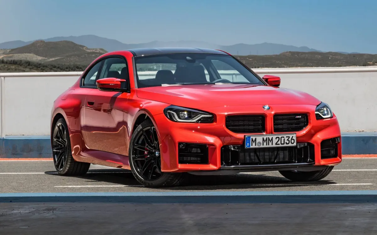 El BMW M2 2023: ¿Una Regresión a lo Clásico o una Evolución?