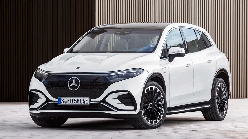 Mercedes-Benz EQS SUV 2023: ¿Un R-Class del Futuro?