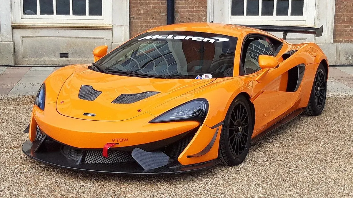 ¡McLaren 570S GT4: Un Bestia de Pista para Entusiastas! 🏎️