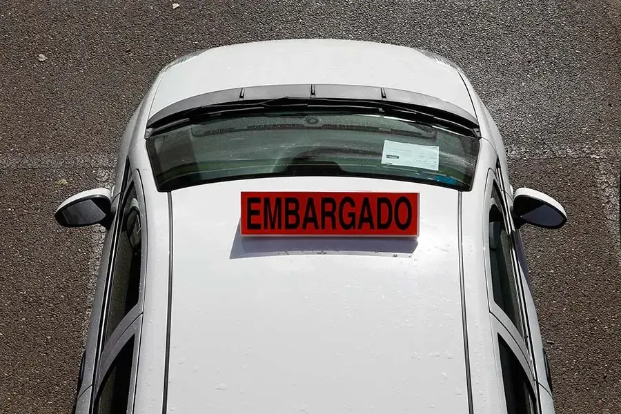 ¡Auxilio! 🚗 Me vendieron un auto embargado ¿Qué hago? 😱