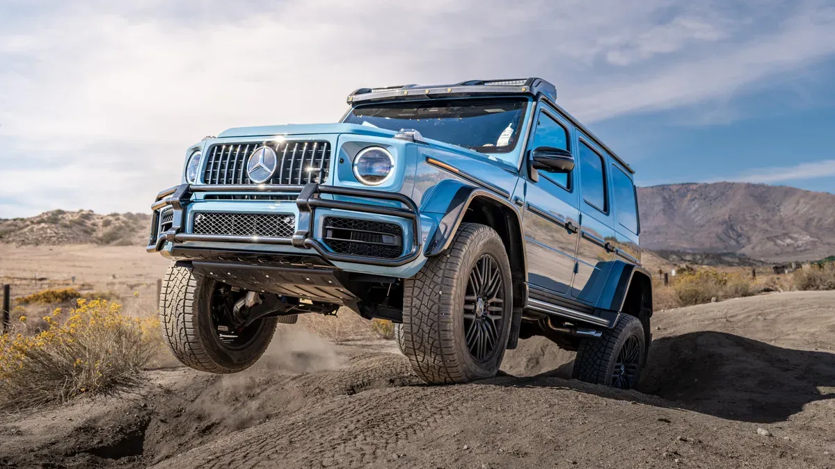 ¡El Mercedes-AMG G63 4x4² es una Bestia! 🤯 ¿Te atreverías a manejarla?