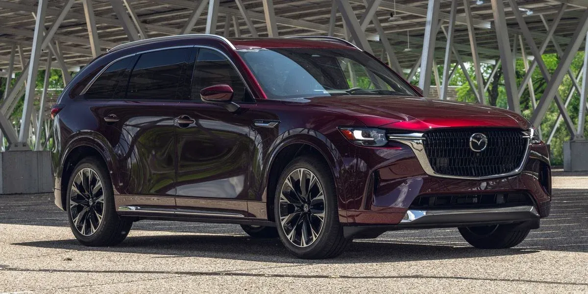 ¡Mazda CX-90: El SUV que desafía las expectativas!