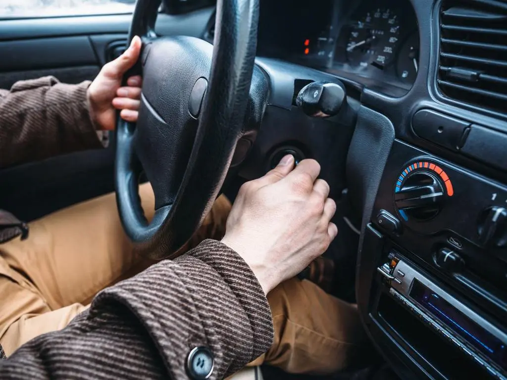 🚗 ¡Ayuda! Mi Auto No Acelera: Guía Para Diagnosticar El Problema