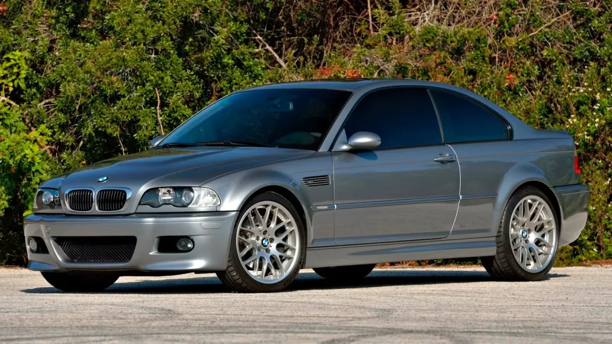 BMW M3 E46: Un Viaje al Pasado Analógico - Reseña Detallada