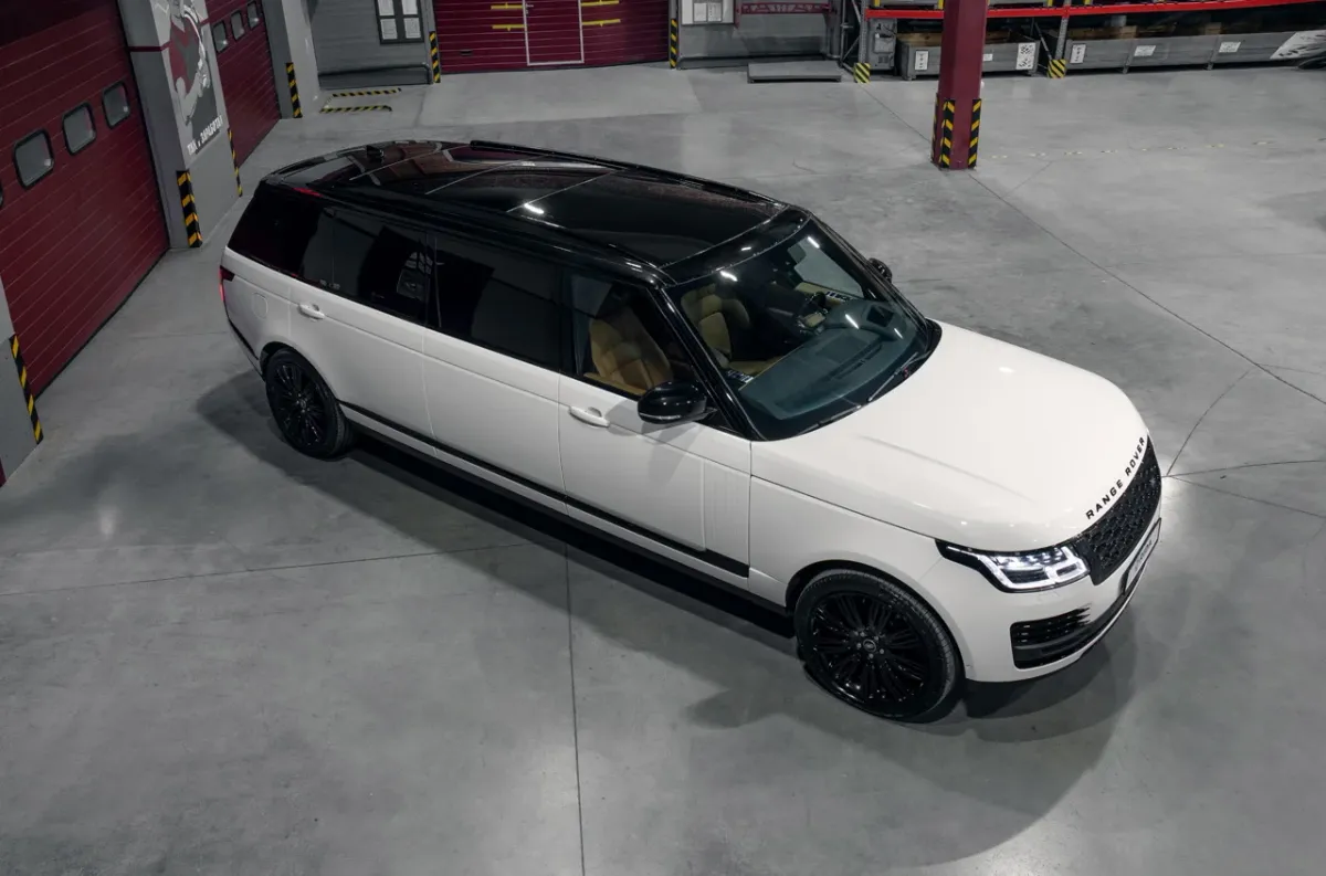 ¡El Lujo Sobre Ruedas! El Análisis del Range Rover Limousine 2017 que Te Dejará Asombrado 🤯