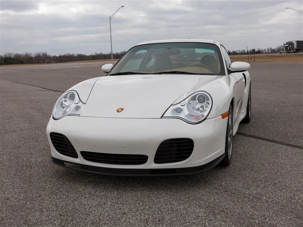 ¡Porsche 911 Turbo 996: Un Deporte Barato! 🤯