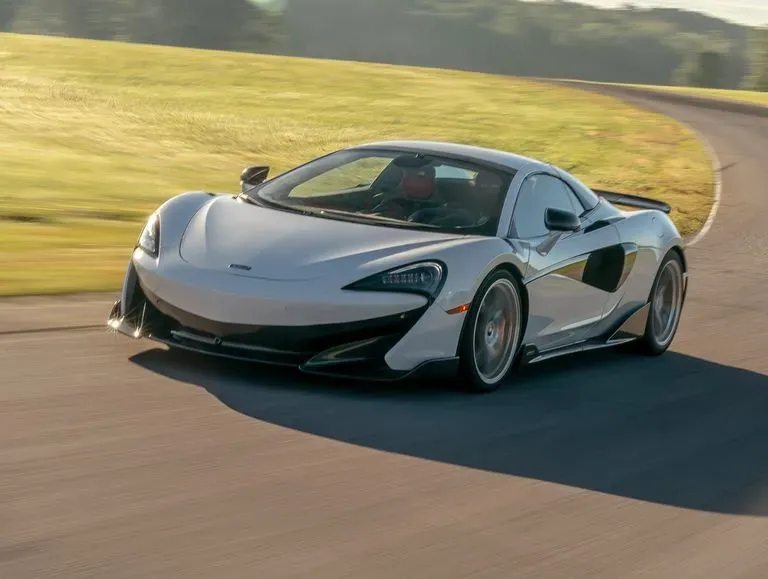 ¡McLaren 600LT: El  GT3 RS de la Fórmula 1! 🏎️💨