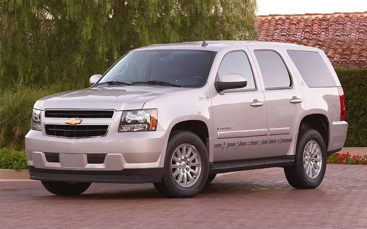 ¡Chevy Tahoe Hybrid 2008: El Fracaso del Gigante Verde! 🚗💨