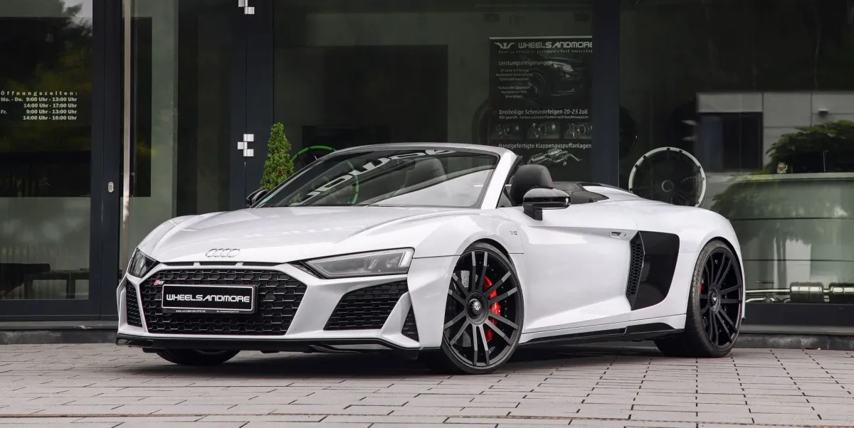 ¡El Audi R8 V10 Plus, una Bestia de la Ingeniería Alemana!