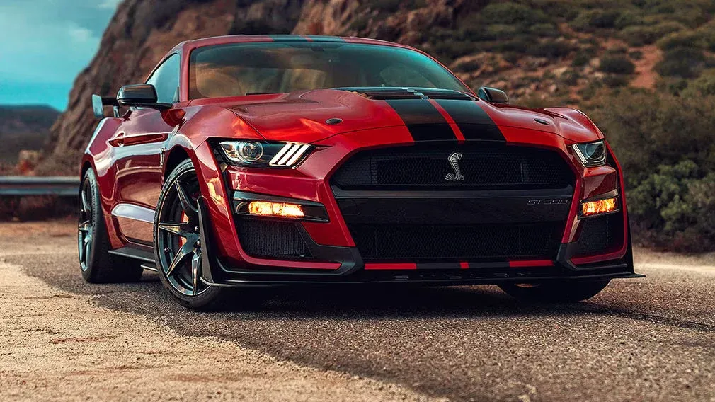 ¡Ford Mustang Shelby GT500 2020: El Caballo Salvaje Más Poderoso! 🐎💨