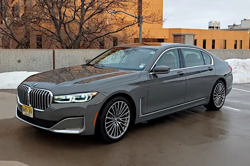 ¡El BMW 7 Series 2020 te dejará con la boca abierta! 😱 ¿Es realmente el mejor sedán de lujo?