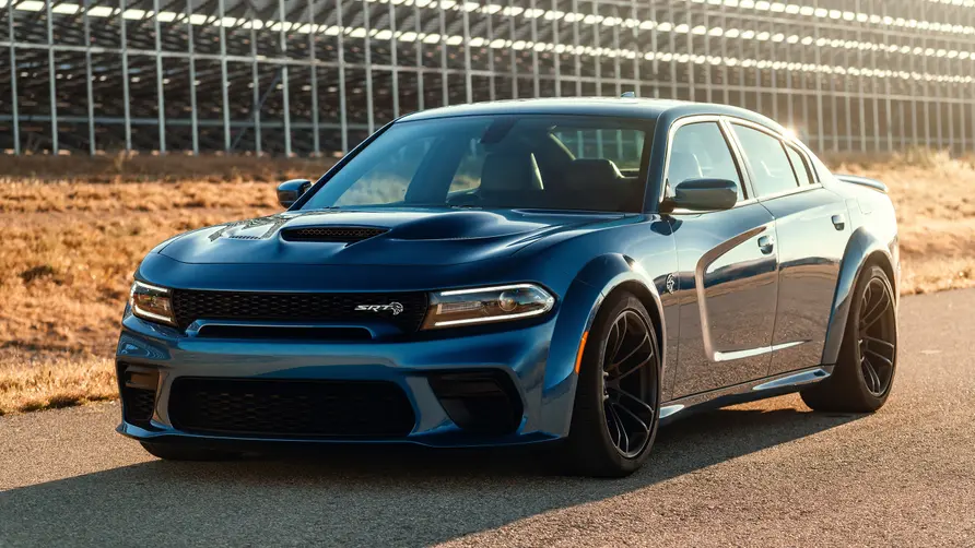 ¡Dodge Charger SRT Hellcat Widebody: Un Bestia de 707 Caballos! 😈🔥