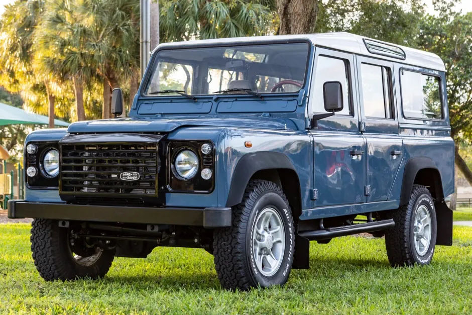 ¡El Land Rover Defender 1997: ¿Un Clásico a Precio de Oro? 🤔