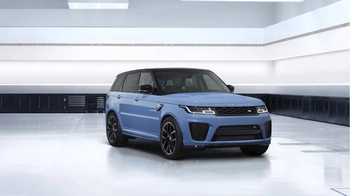 ¡El Range Rover Sport SVR vs. un monstruo de 5 toneladas! 😱🤯