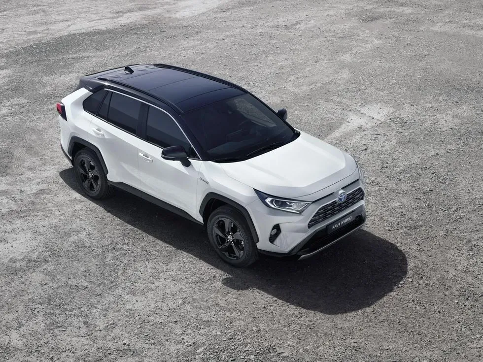 ¡Nuevo Toyota RAV4 2019: ¡Lo tiene todo! 🚗💥