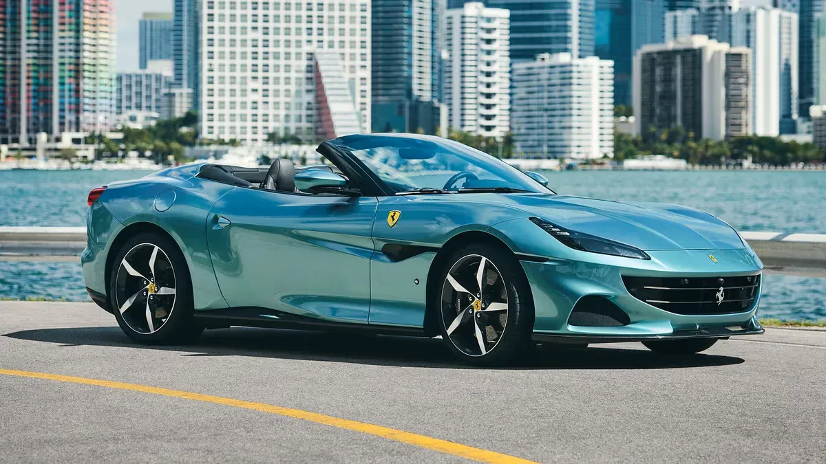 ¡Ferrari Portofino M: Un V8 Impresionante para un Conducción Más Agresiva!