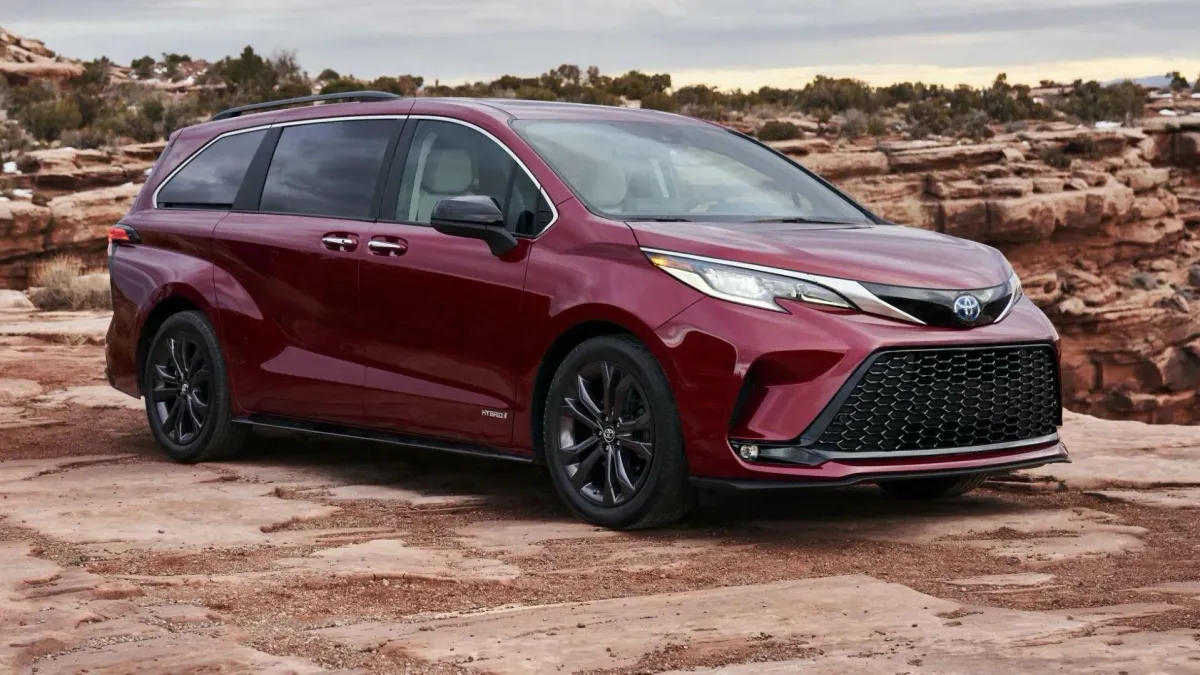 ¡La Toyota Sienna 2021: Un Minivan que Te Sorprenderá! 🤯