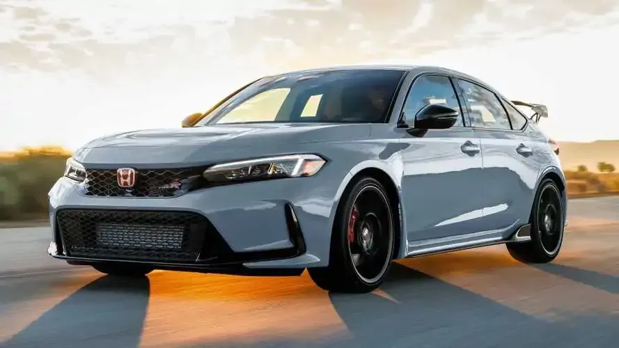 ¡Honda Civic Type R: Un deportivo que te dejará boquiabierto! 🤯