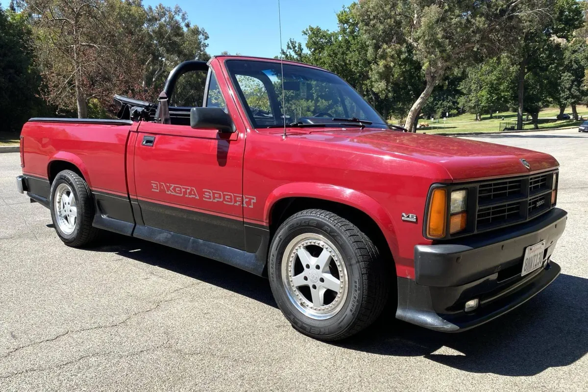 ¡Un Pick-up Convertible? ¡La Dodge Dakota Sport Convertible de 1989! 🤯