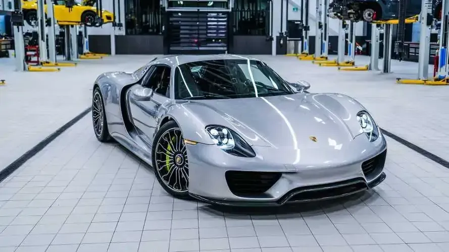 ¡Porsche 918 Spyder: El Superdeportivo Híbrido que Redefine la Velocidad!