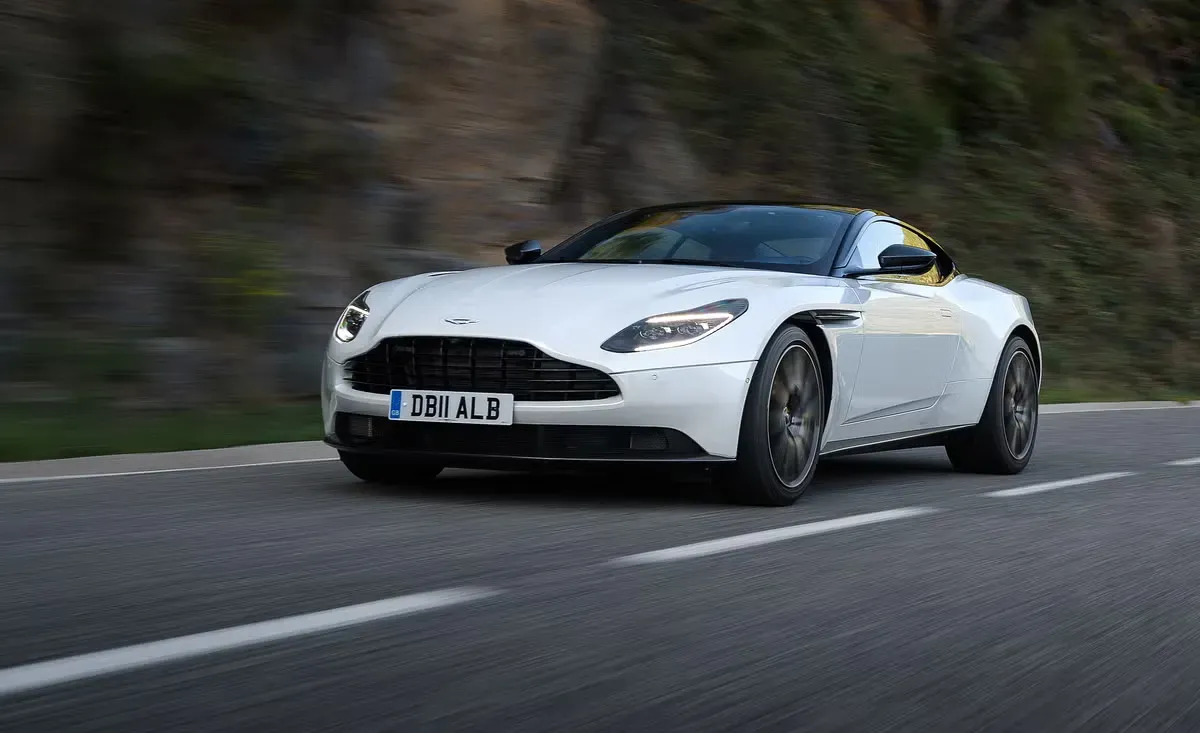 Aston Martin DB11 V8: ¿El sustituto perfecto del V12?  😮