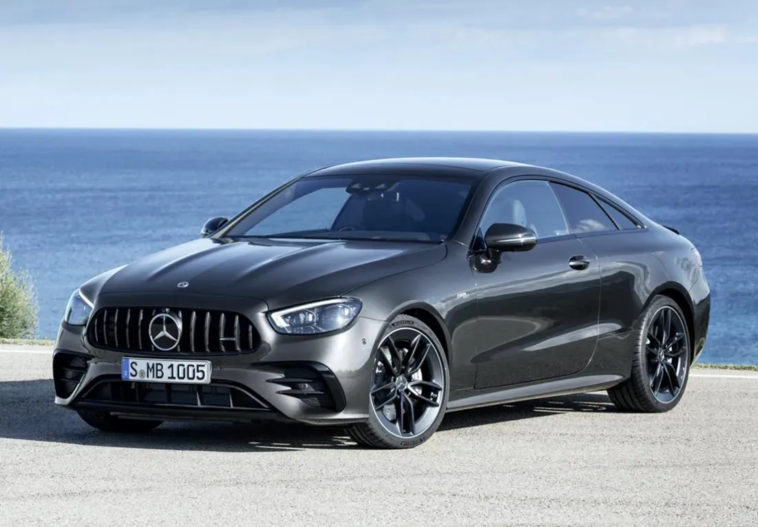 ¡Mercedes-Benz E 53 4MATIC: Una Bestia Familiar con ADN Deportivo! 🤯