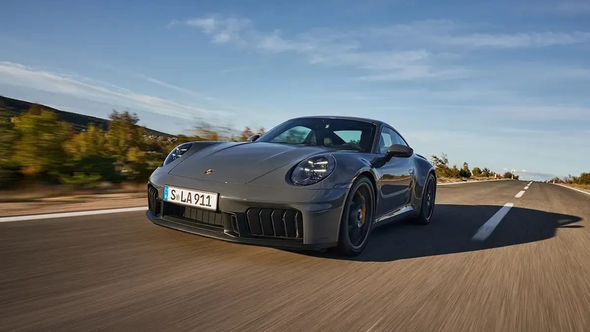 El Porsche 911 (992.2) ¡Revolucionando la Leyenda! 🏎️💨