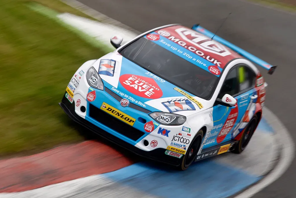 ¡A toda velocidad! Análisis del MG de Jason Plato en el BTCC 2014