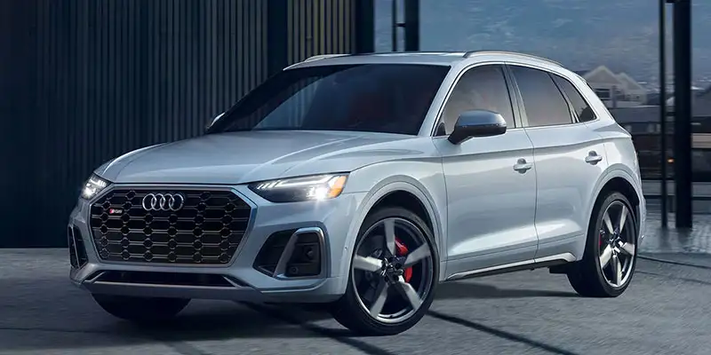 Audi SQ5 2024: La Fusión Perfecta de Rendimiento y Versatilidad en un SUV Premium 🚗💨