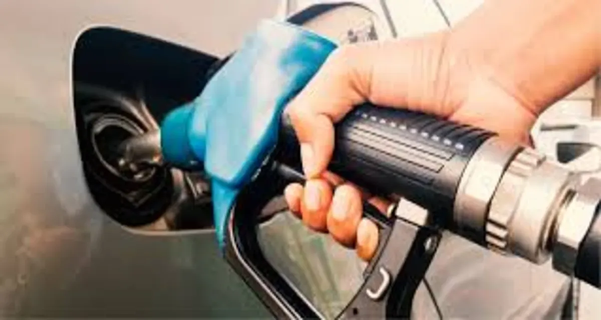 🚗💨 ¡Ahorra Gasolina al Conducir! 10 Consejos Infalibles para tu Auto