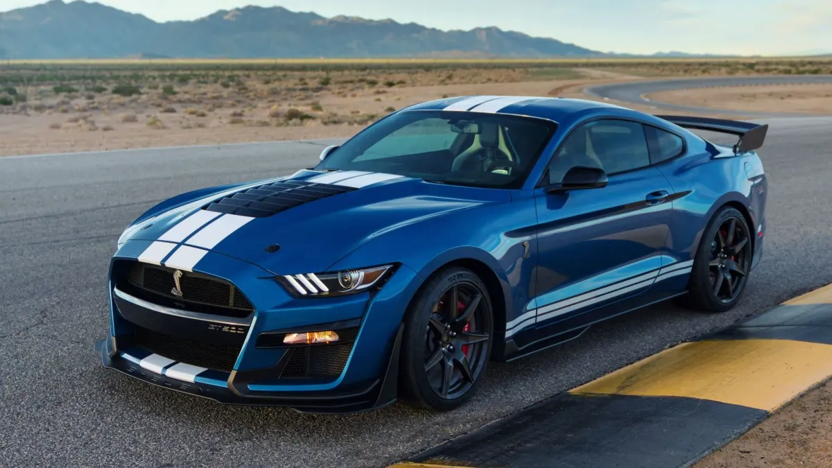 ¡Ford Mustang: Un Muscle Car Británico! 🐎