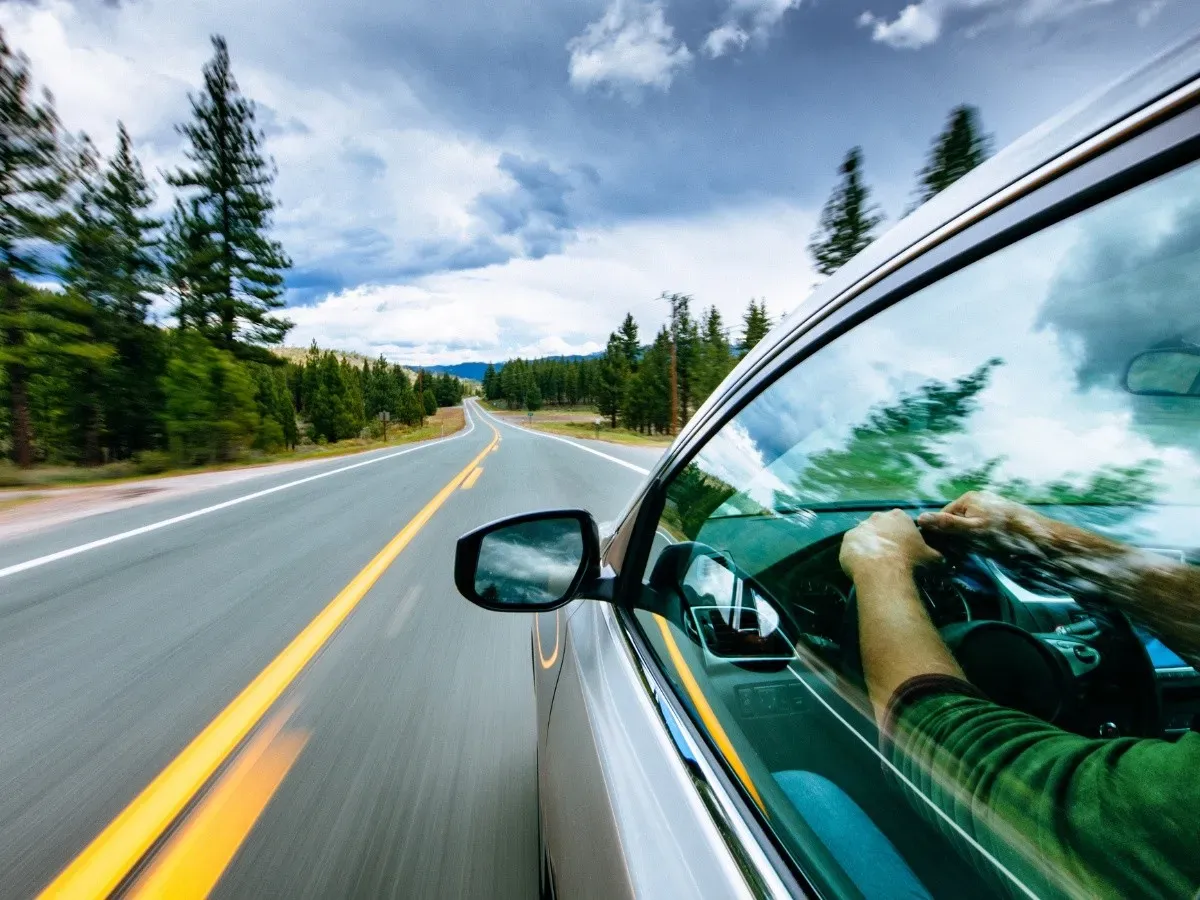 🚗 Silencio en la Carretera: Cómo Insonorizar tu Auto y Disfrutar del Viaje 🤫