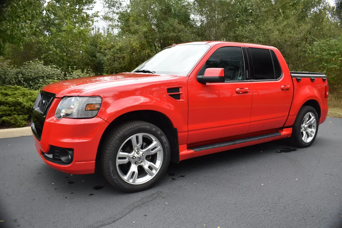 ¡Ford Explorer Sport Trac Adrenaline: La Camioneta Que Lo Tenía Todo!