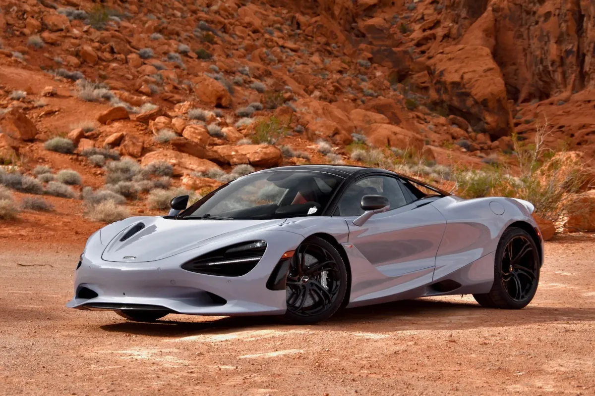 ¡McLaren 750S: El Superdeportivo que Define la Ligereza y la Potencia! 🤯🔥