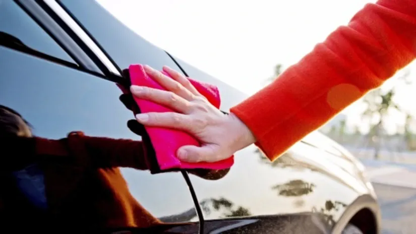 Cómo Cuidar la Pintura de tu Auto: Técnicas de Lavado, Pulido y Encerado 🚗✨