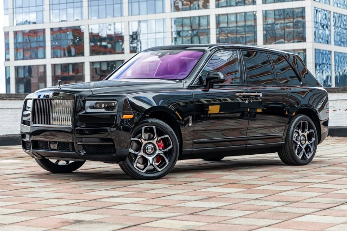 ¡Rolls-Royce Cullinan Black Badge: El SUV de Lujo Más Extravagante!