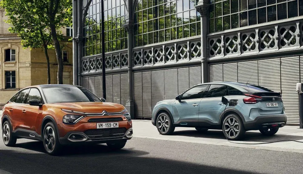 ¡SUV Coupé o Crossover? El C4 vs. El Arkana 💥 ¡Comparativa a Fondo!