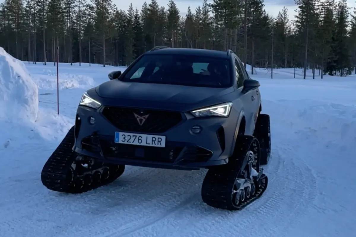 ¡Conducir en la Nieve? ¡Olvídate de las Ruedas! ¡Conociendo el Formentor VZ5 con Orugas Mattracks!  🚗❄️