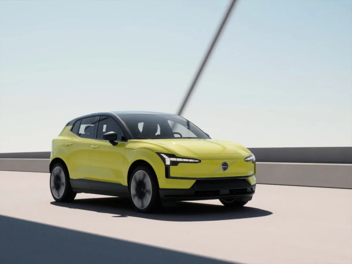 ¡Volvo EX30: La pequeña SUV eléctrica que lo tiene todo! 🤩