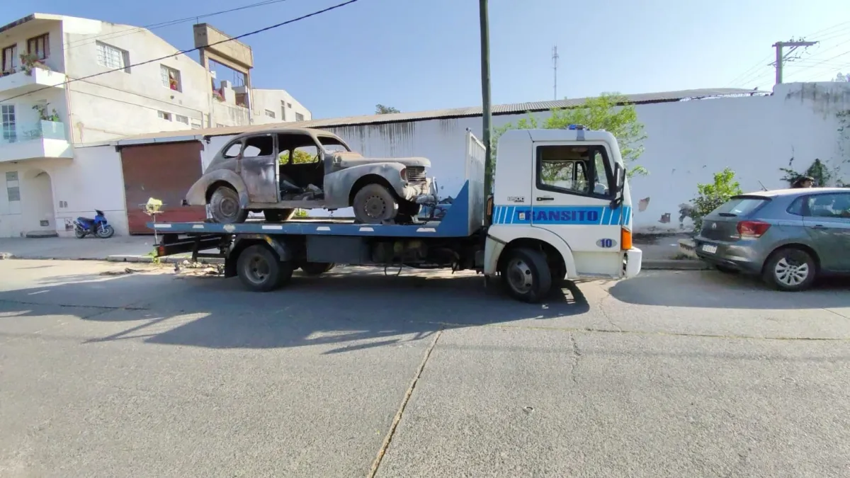 Cómo Denunciar un Auto Abandonado en tu Ciudad: Guía Definitiva para Auto-Enthusiastas 🚗🚨