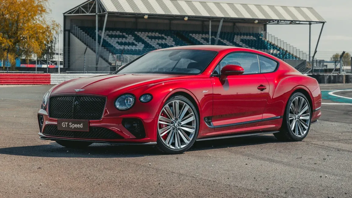 ¡El Bentley Continental GT se electrifica! ¿Cómo se comporta este gigante? 💨🚗⚡️