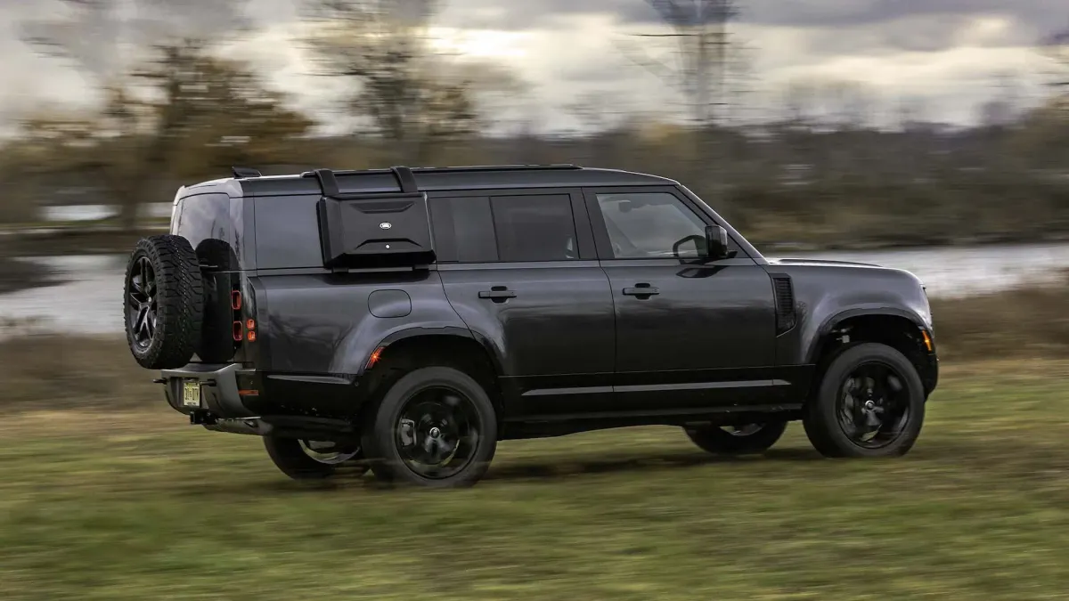 ¡Land Rover Defender 130 Outbound: ¿El SUV que te ofrece lujo y capacidad sin sacrificar estilo?