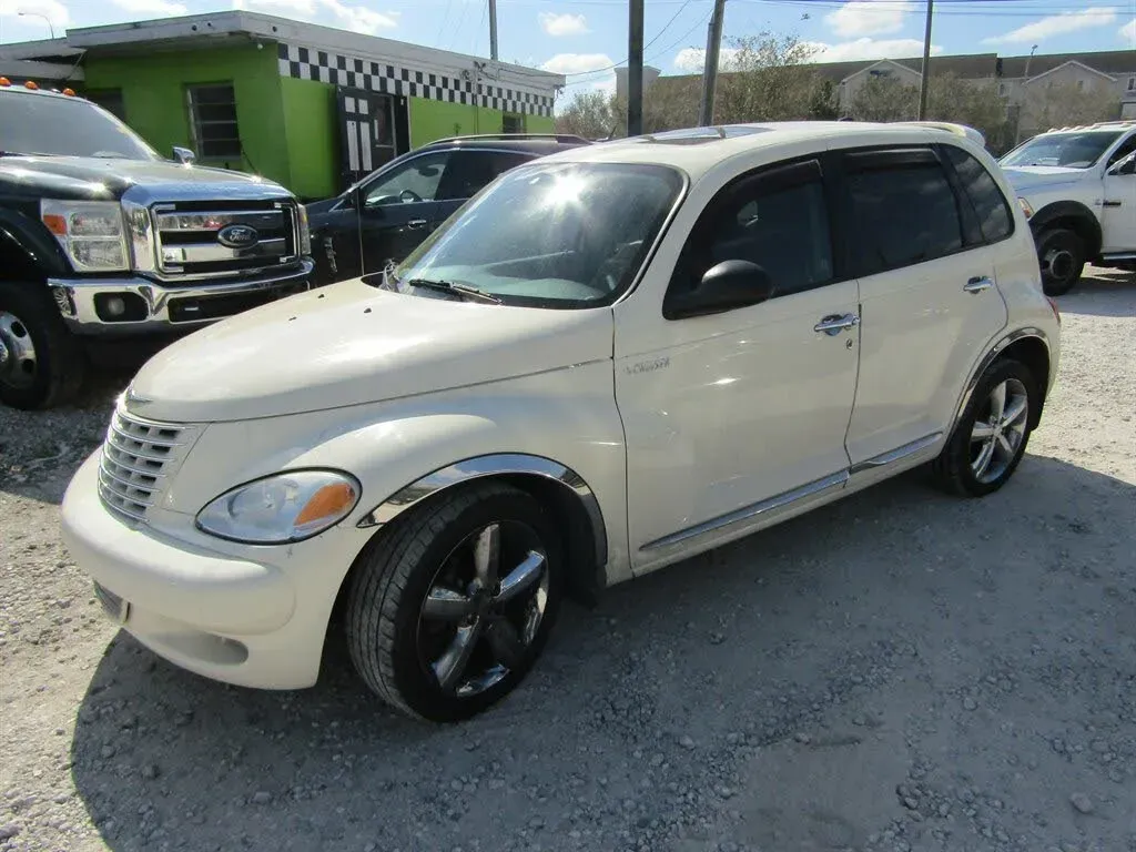 7 Razones Imperdibles para Comprar un PT Cruiser Usado en 2024 🚗💨