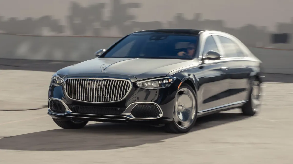 Mercedes-Benz Maybach S580: ¿El Futuro del Lujo o una Extravagancia Innecesaria?