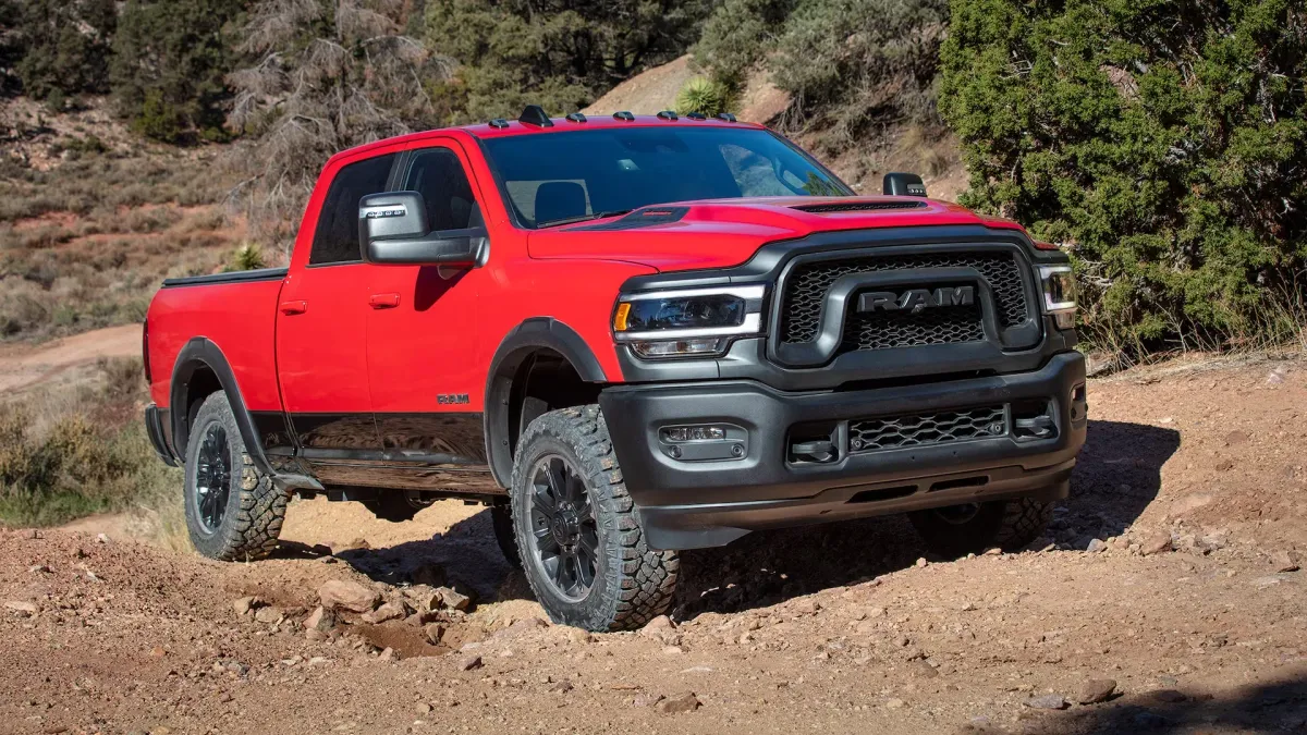 ¡Ram Rebel HD: La Bestia del Trabajo Duro! 💪